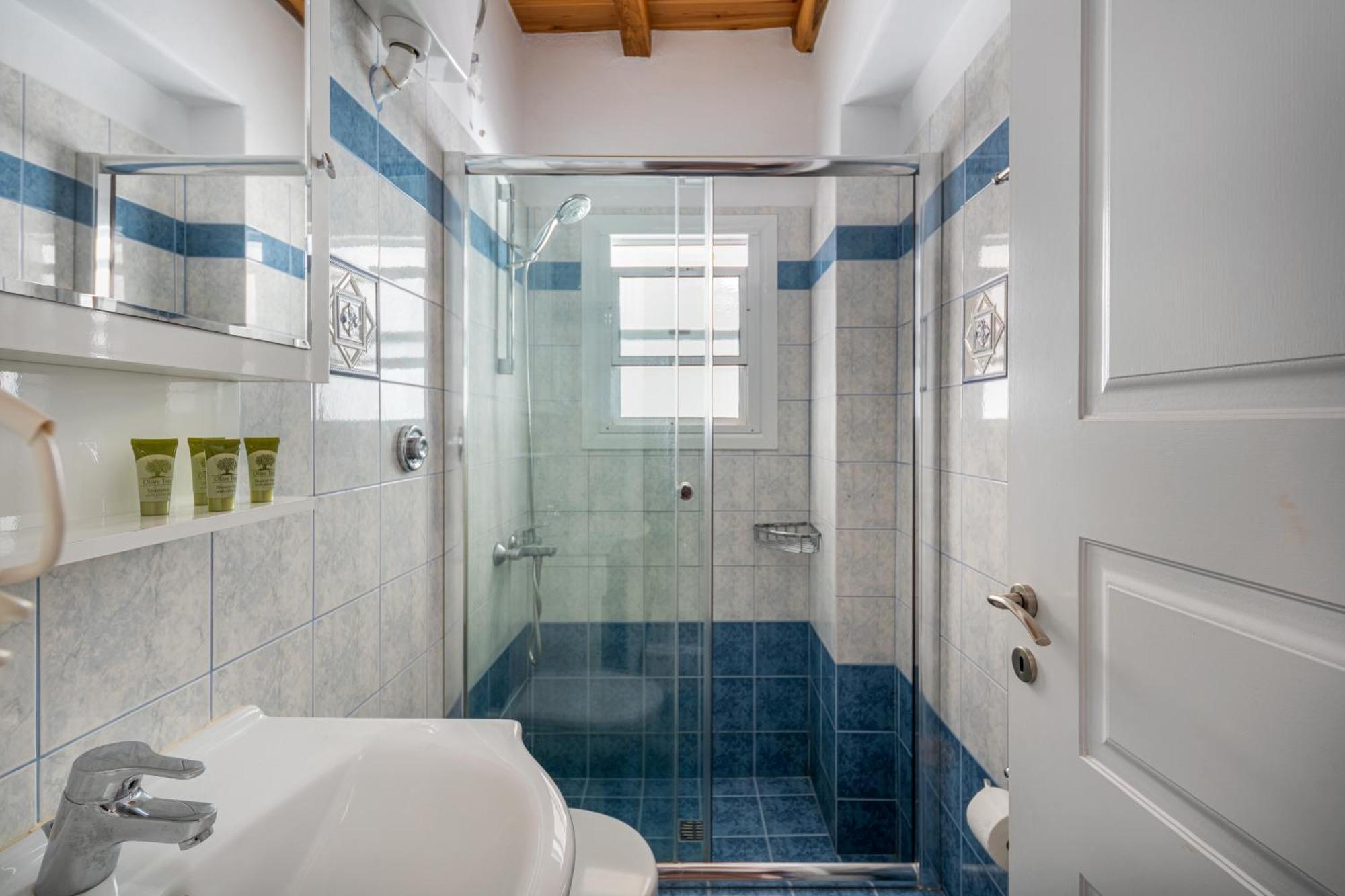 Galazio Seaside Apartments Livadakia Rom bilde
